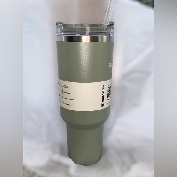 NIB Stanley Quencher 40oz Tumbler with Handle Restful Green - Picture 3 of 11